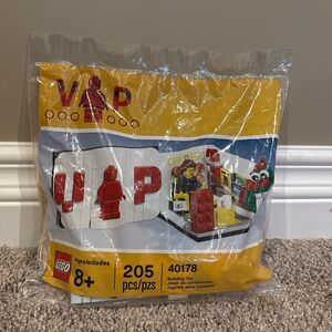 Lego Iconic VIP Set polybag